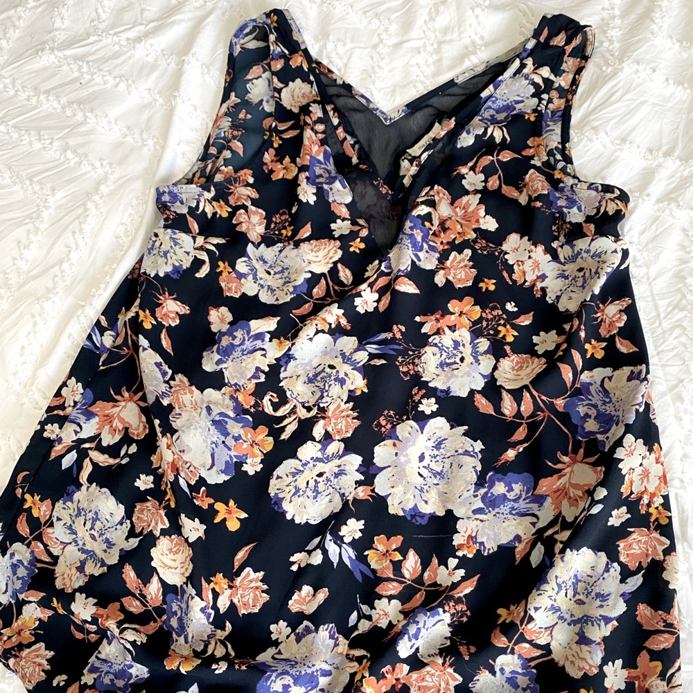 Floral tank